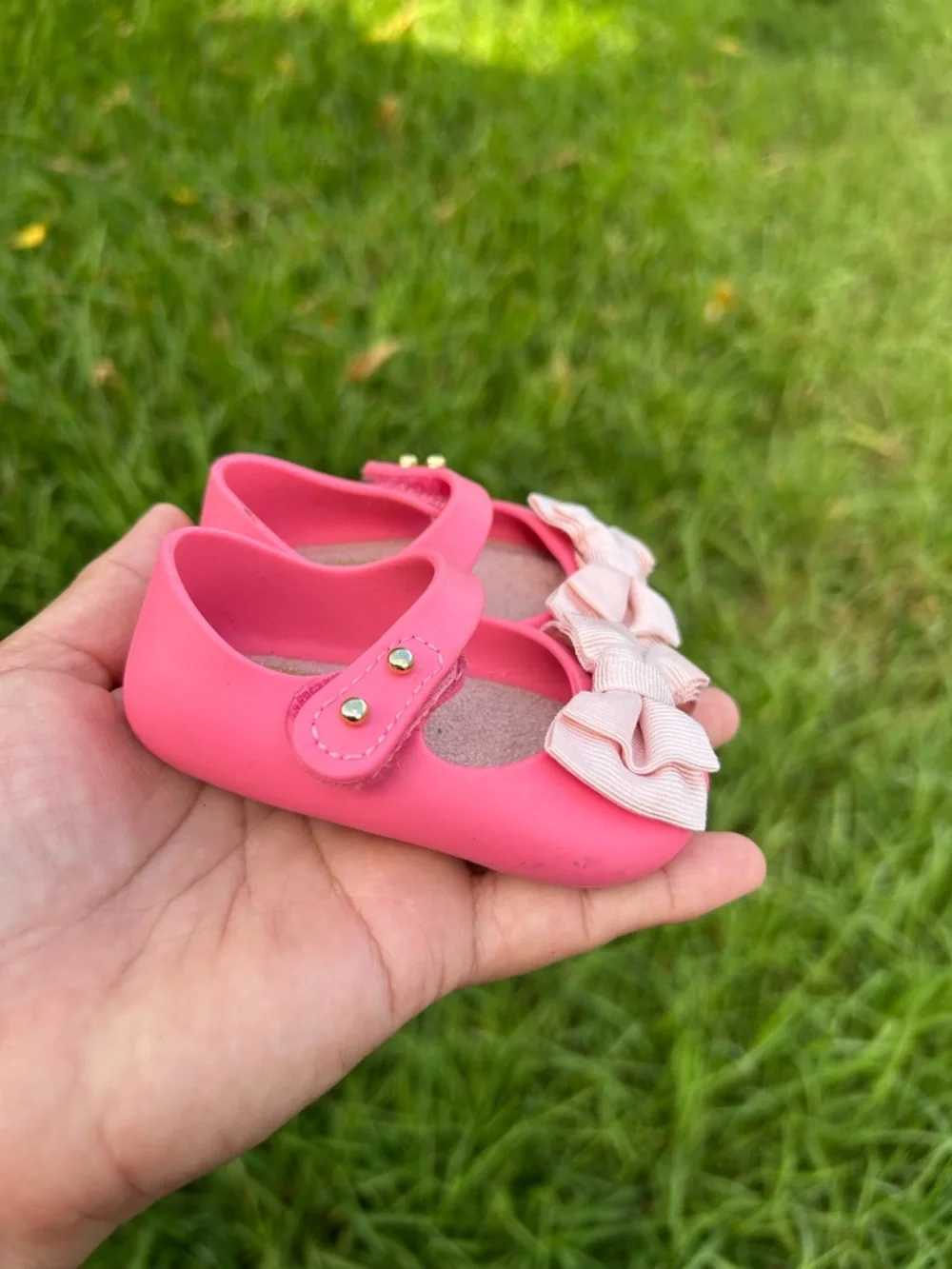 Pink Girls' Bow Mary Jane Shoes - Kids